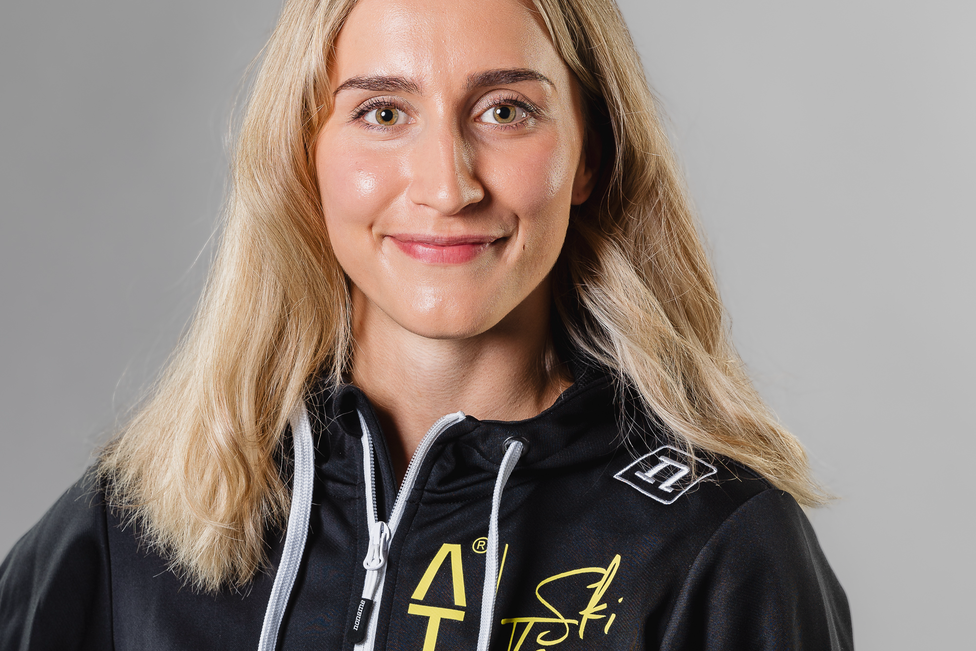 Emmi Lämsä AT Ski Team